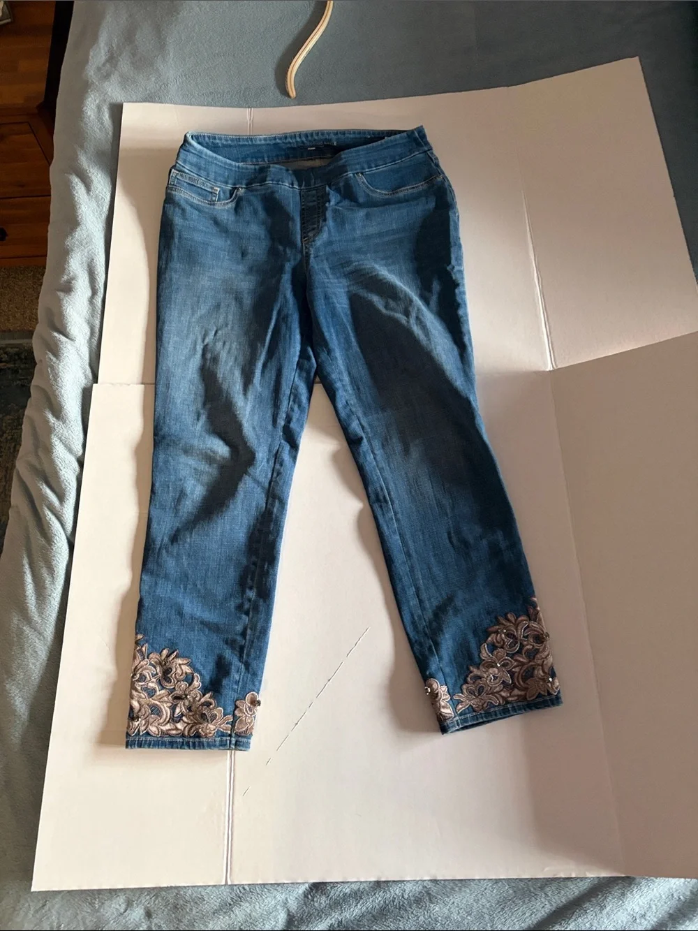 Chico's Dark Blue Embroidered Ankle Jeans - Picture 1 of 5